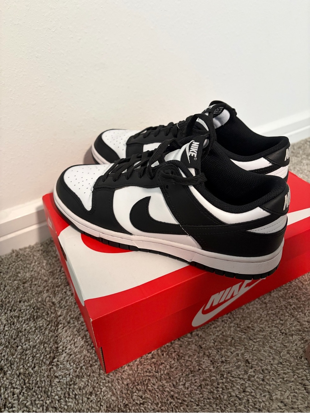 Nike Dunk Low Women’s Sneakers